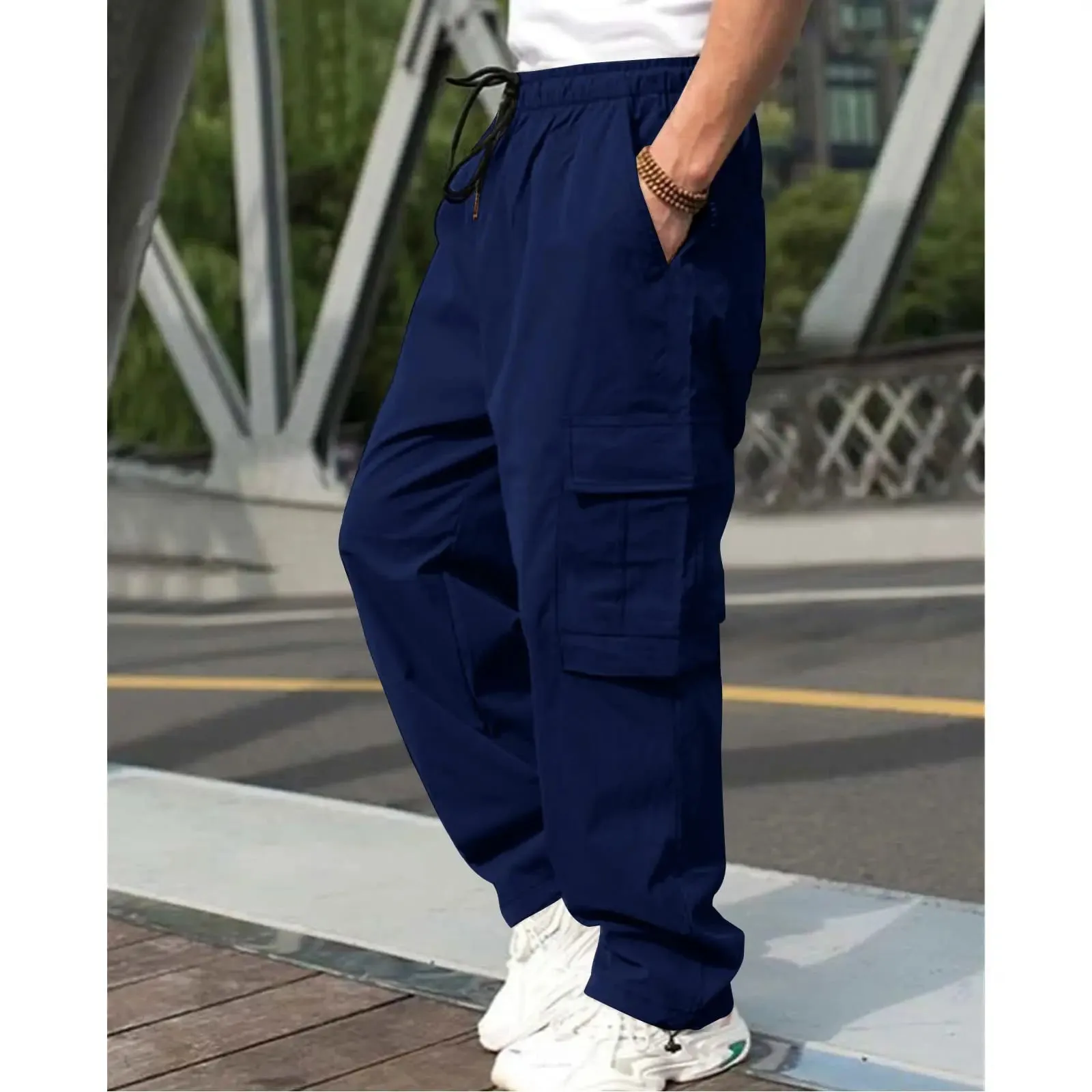 Men's Multi-Pocket Trouser